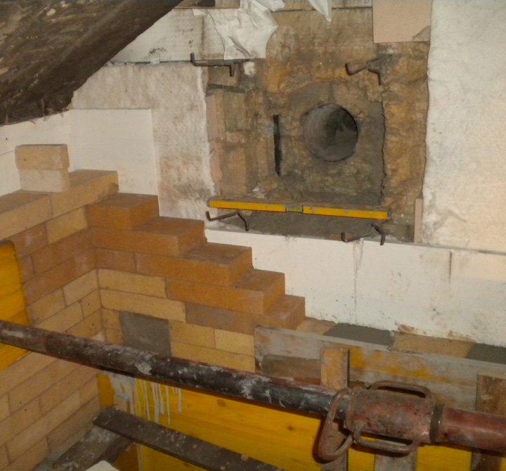 Kotel na biomaso 5 - Sanacija poškodovanega dela kurišča (7)